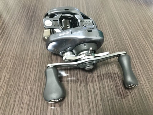 Shimano Baitcasting Reel 18 ALDEBARAN MGL 31HG Left Used F/S - Picture 6 of 8