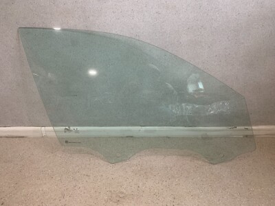 Scheibe BMW G21 G20 LCI Vorne Rechts Seitenscheibe Front Right Window 7432230