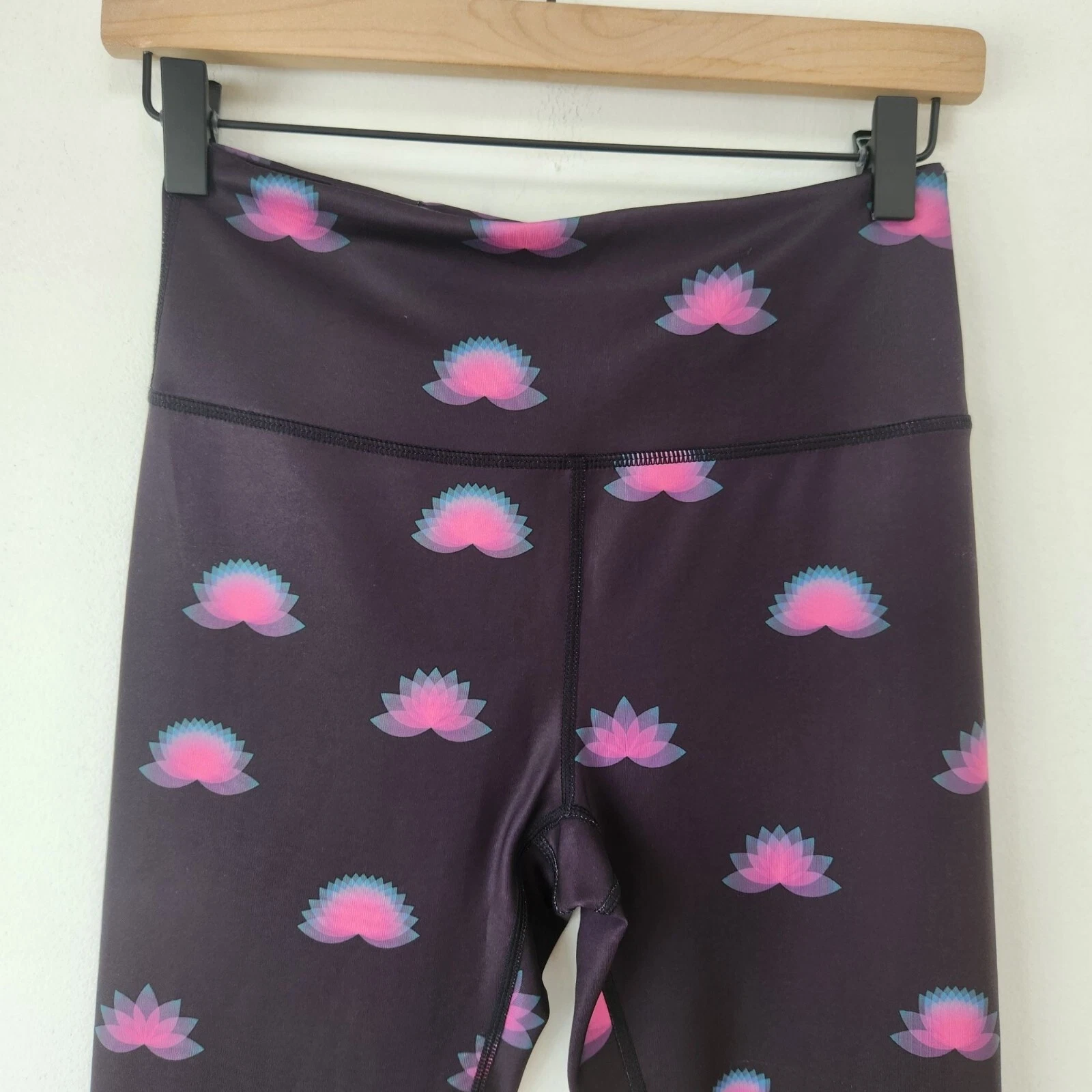 free-people-movement 7/8 length lotus print leggings