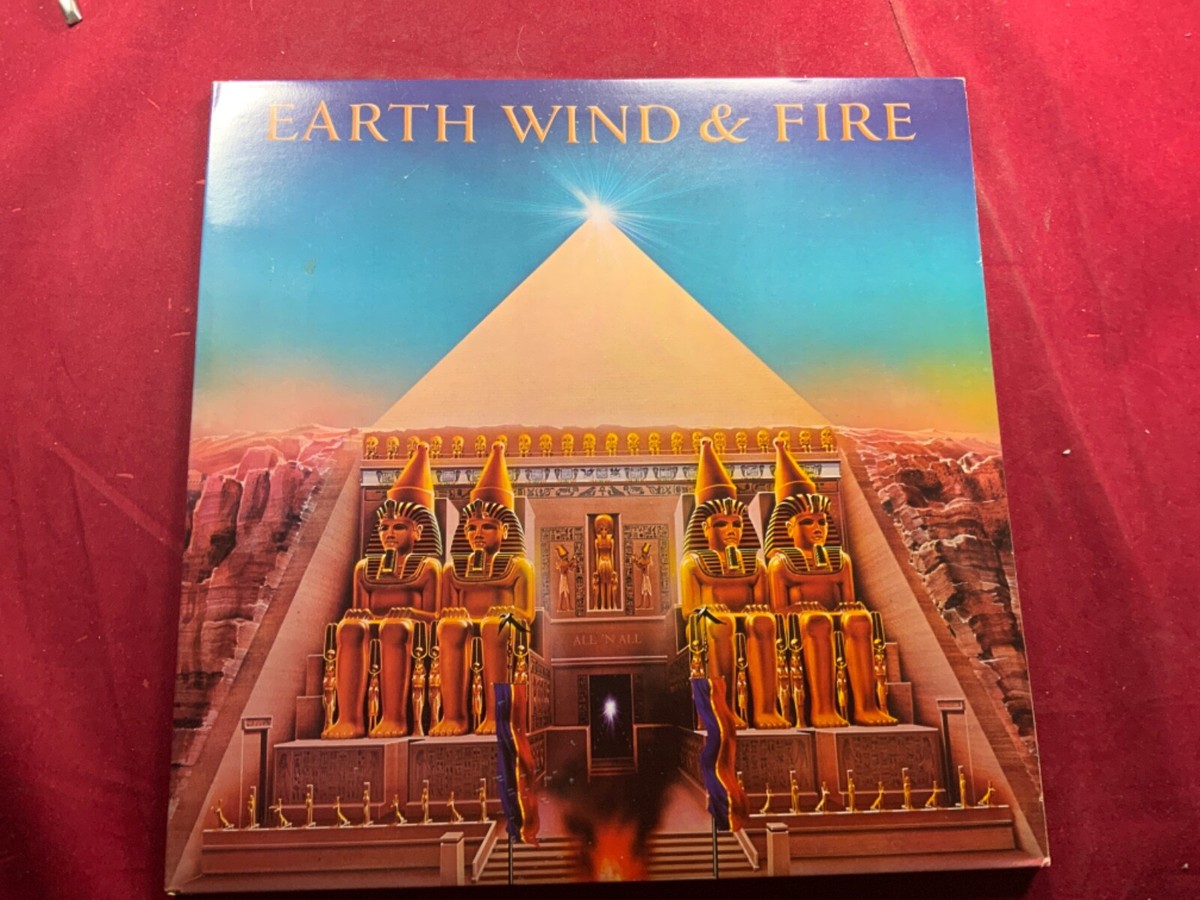 R4-13 EARTH WIND & FIRE All 'N All .. WITH POSTER .. 1977