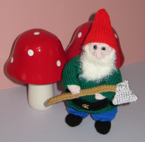 PRINTED INSTRUCTIONS - GARDEN GNOME TOY  KNITTING PATTERN BY MADMONKEYKNITS - Photo 1/7