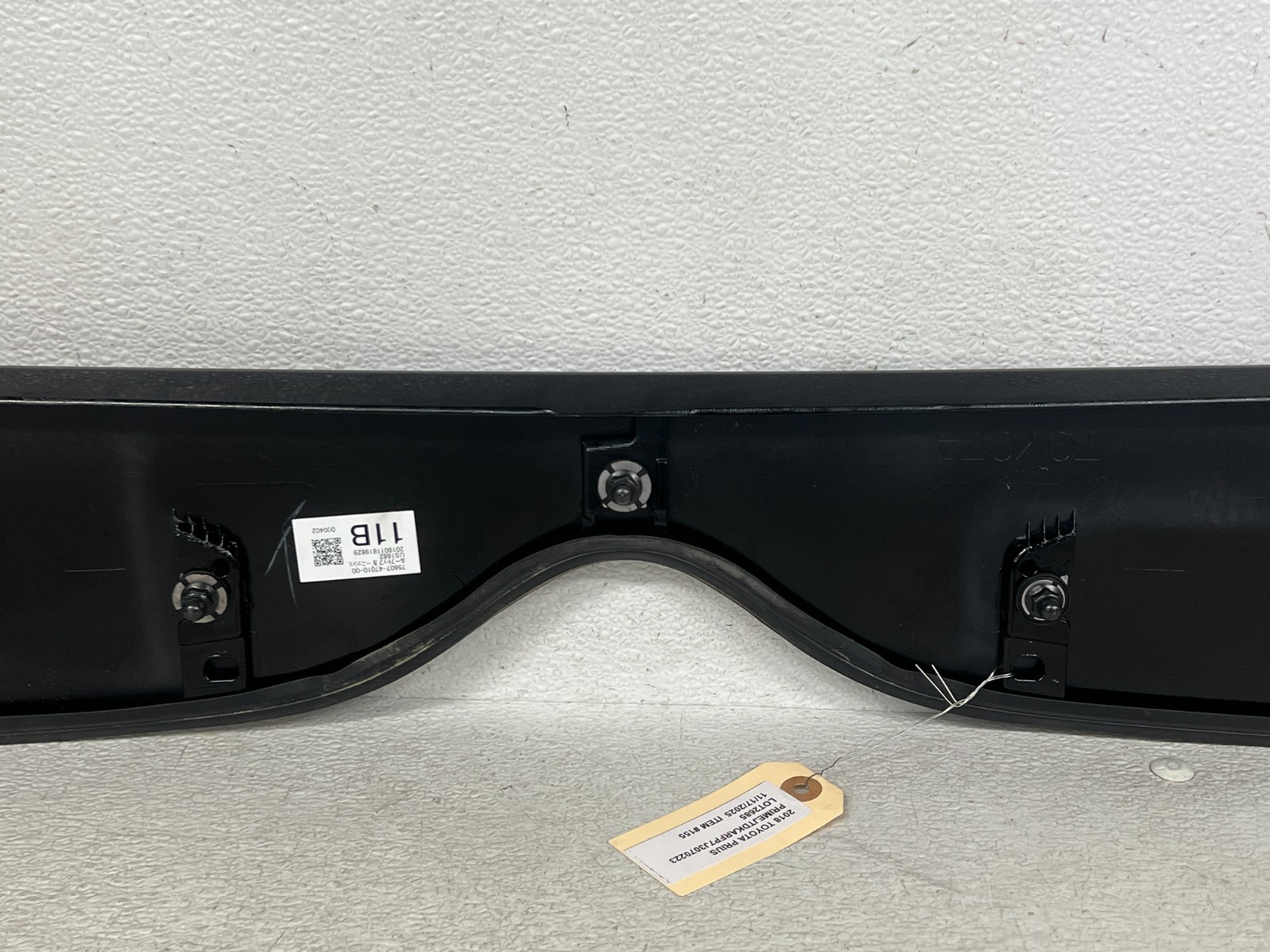 ⭐2017-2022 TOYOTA PRIUS PRIME REAR ROOF MOLDING TRIM GARNISH ASSY OEM LOT2685