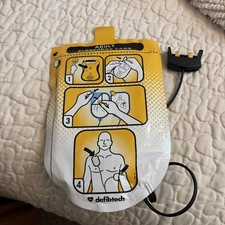 Defibtech Ddp-100 Adult Electrode Pads, 12 In. L, Pr.   Expire November  2027