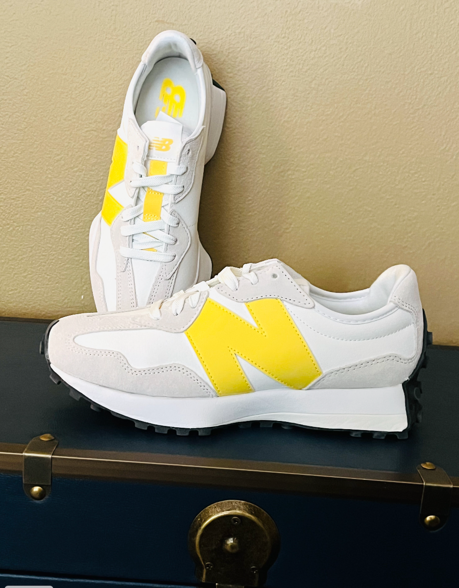 New Balance 327 
