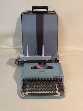 Macchina da scrivere Olivetti lettera 22 tasto rosso con custodia originale 