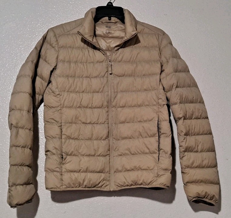 UNIQLO Jacket Women's Size X-Small Beige Taupe Ultra-Light Down Packable Zip