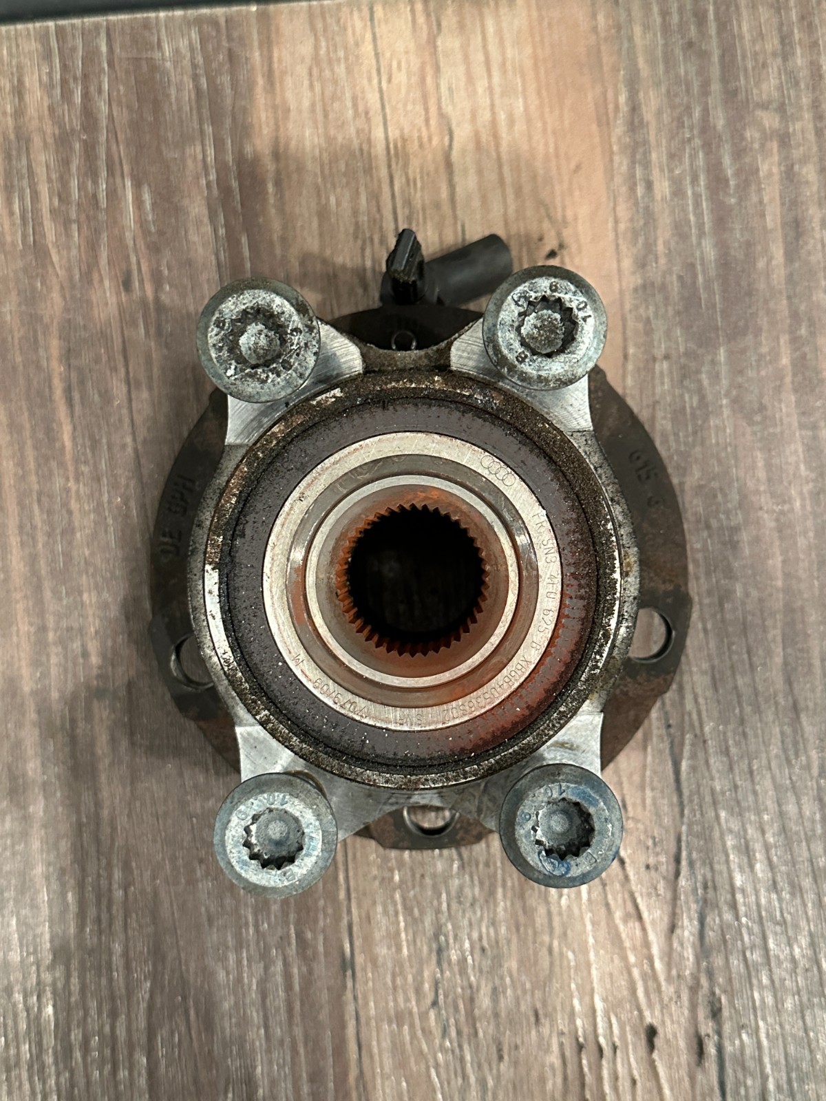 Audi R8 2017 FRONT+RIGHT Hub bearing assembly