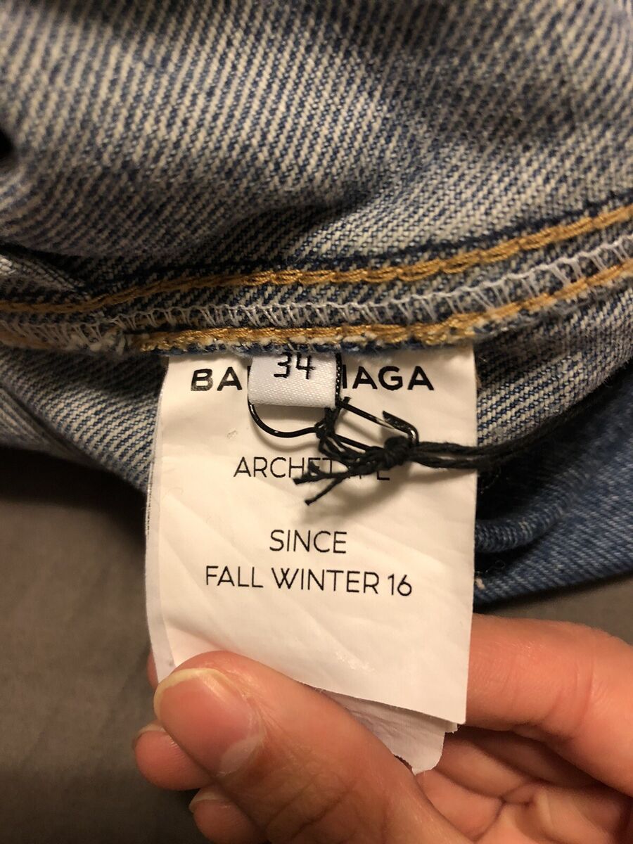 NWT SS17 balenciaga Swing Denim Jacket Sz. 34 Demna NWT SS17 balenciaga Swing Denim Jacket Sz. 34 Demna