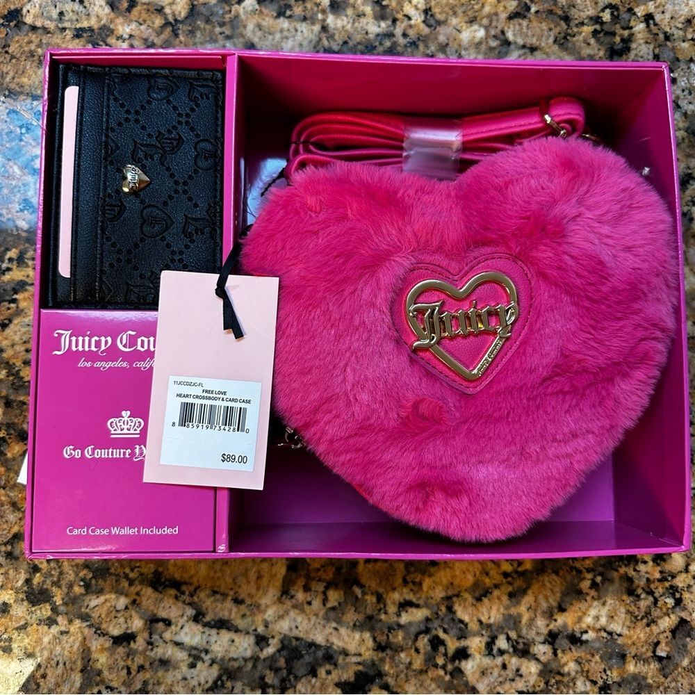 New Juicy Couture Hot Pink Mini Faux Fur Heart Purse & Credit Card