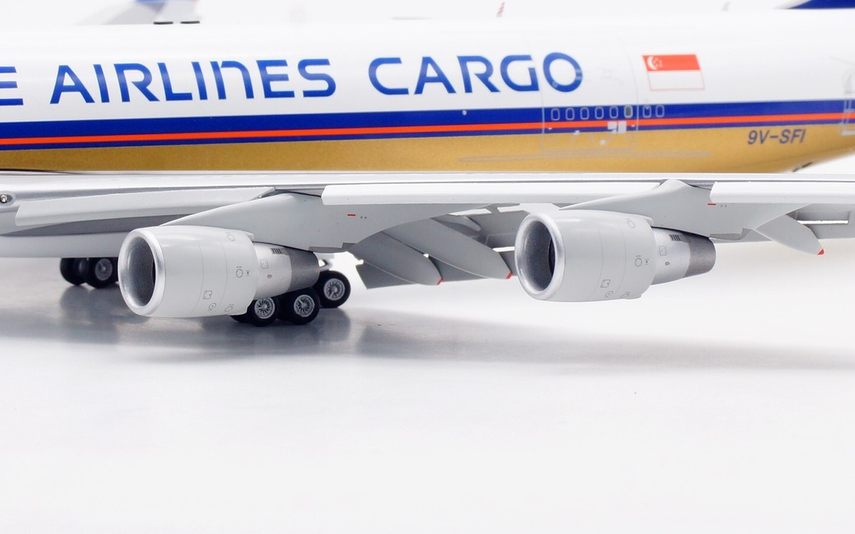 1:200 SQ Wings Singapore Airlines Boeing 747-400F 9V-SFI