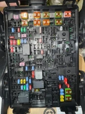 2015-2020 Chevrolet Tahoe Fuse Box Junction Block OEM NEW 22773484