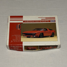 Gunze Sangyo Lamborghini 3000 Silhouette 124 Plastic Model Kit Unassembled Red