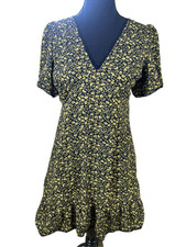 Urban outfitters Medium black yellow ditzy floral mini sundress 90’s dress