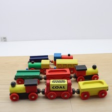 Wooden Train Bundle 10 Pieces Locomotives Wagons Carriages Compatible Railway