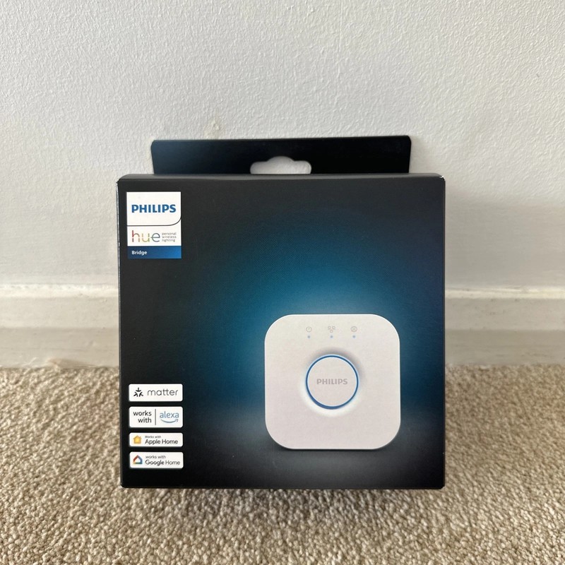 Philips Hue Bridge Smart Light Hub | HomeKit, Alexa, Google Assistant | New