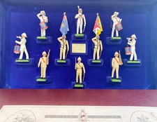 BRITAINS - 5289 - THE ROYAL MARINES - 10 PIECE LEAD SOLDIER SET - BOXED  