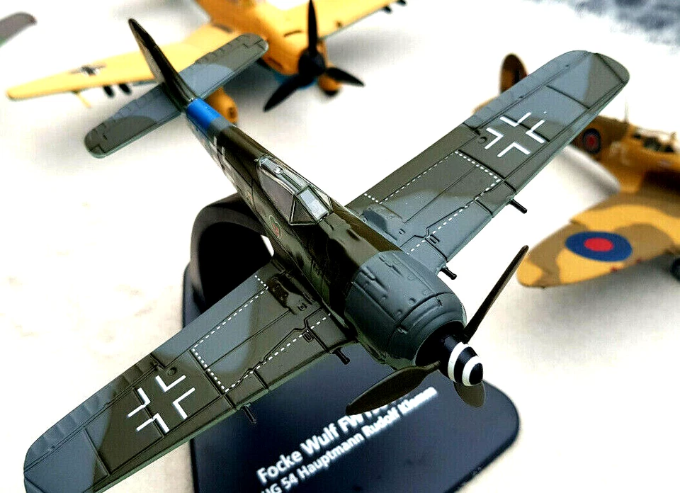 2er SET Me - 109 E-4 + Fw-190 A8 WW2 JG 54 Oxford Metall 1:72 Orginal YakAir - Bild 3 von 4