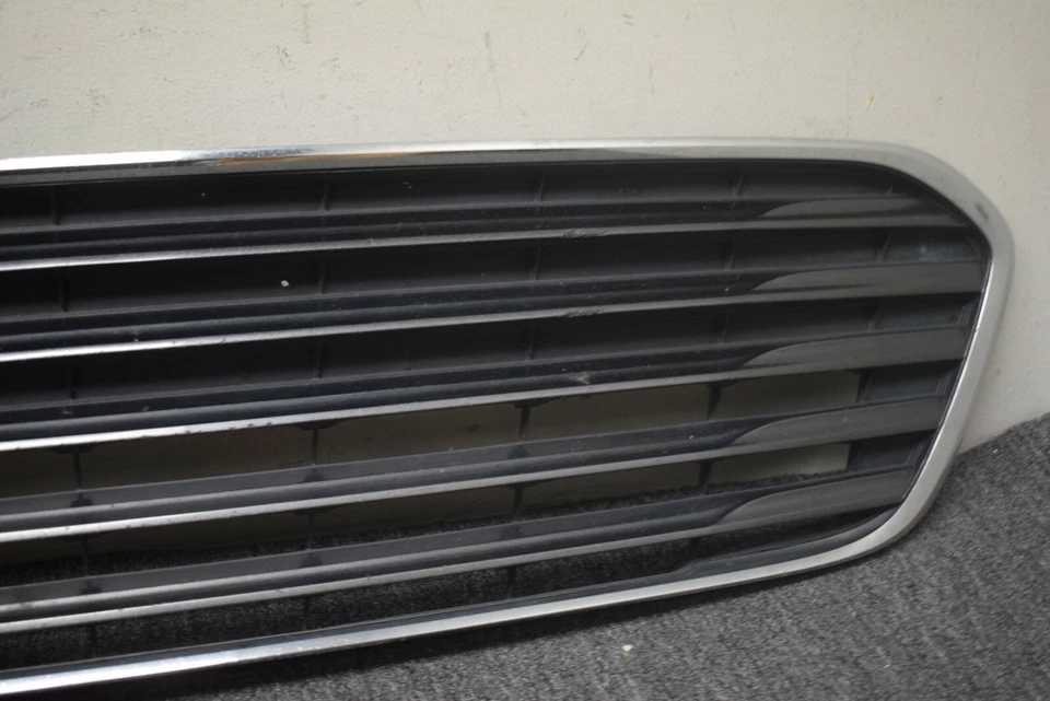 Toyota Avalon 2013-2016 parrilla delantera OEM de fábrica Foto 3 de 4