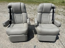 Villa Rv Power Captains Chairs Seats Pair Grey Motorhome Gray