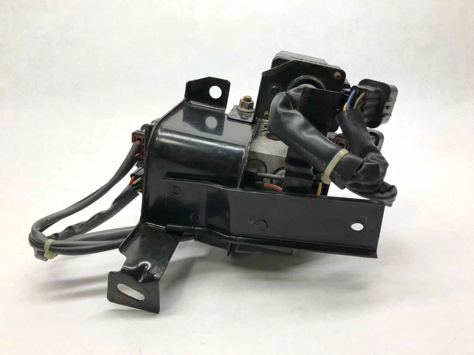 Módulo de bomba de freno antibloqueo ABS Mitsubishi Montero 1997-2000 identificación original Mr289302 Foto 3 de 4