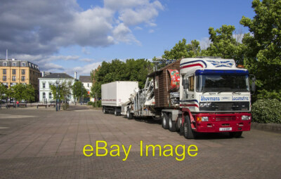 Photo 6x4 Lorry Bangor A lorry delivering part of the annual fun fair whi c2015