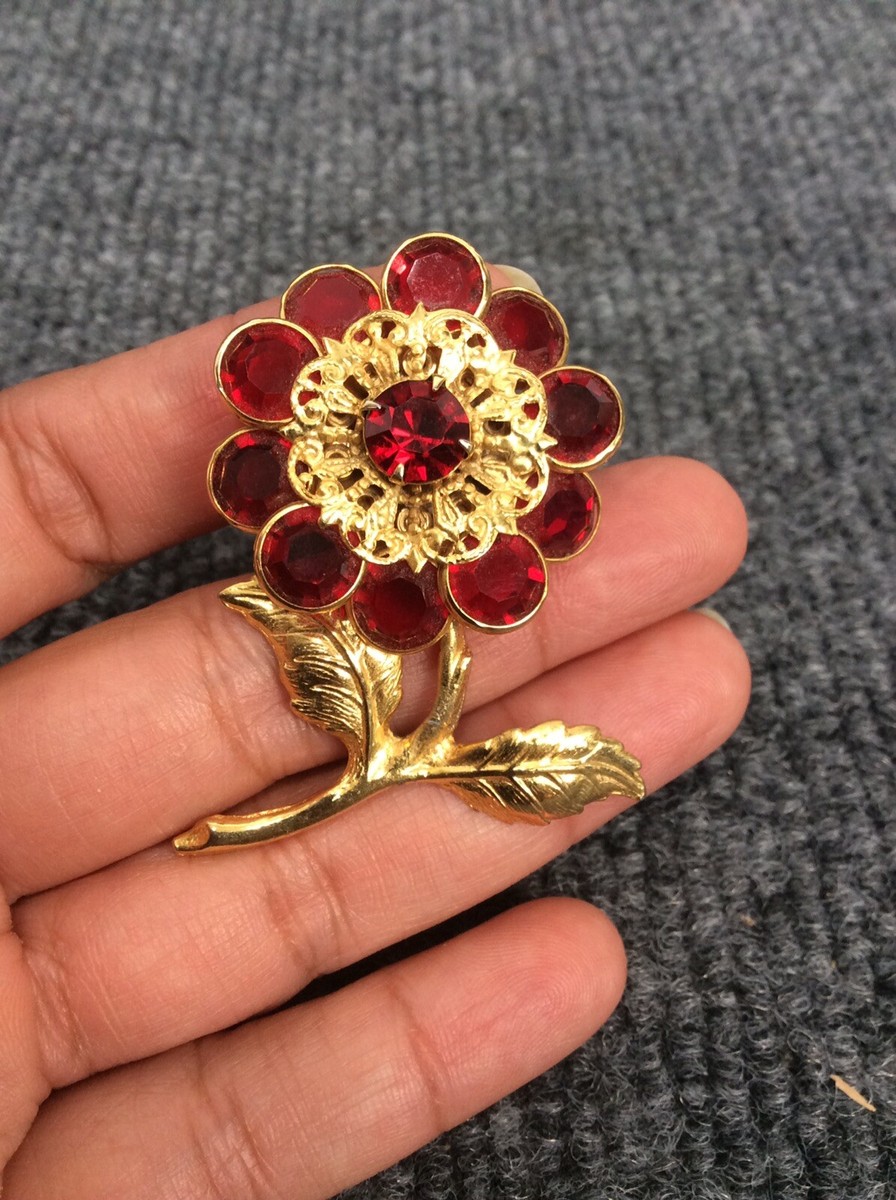 Statement Vtg Red Crystal Open Back Gold Tone Flower Pin