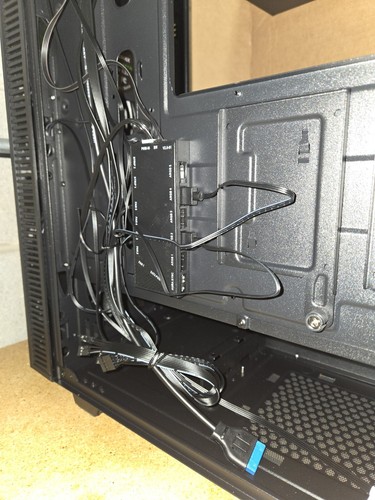 Gamemax Black Hole PC Case - Afbeelding 4 van 7