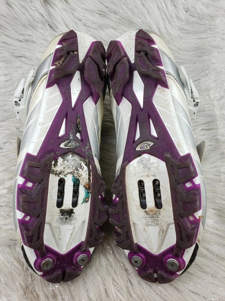 Zapatos de ciclismo GIRO Manta para mujer talla US 9,25 EUR 41,5 Foto 4 de 4