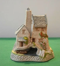 David Winter Cottages -Tamar Cottage - In excellent condition with COA, boxed