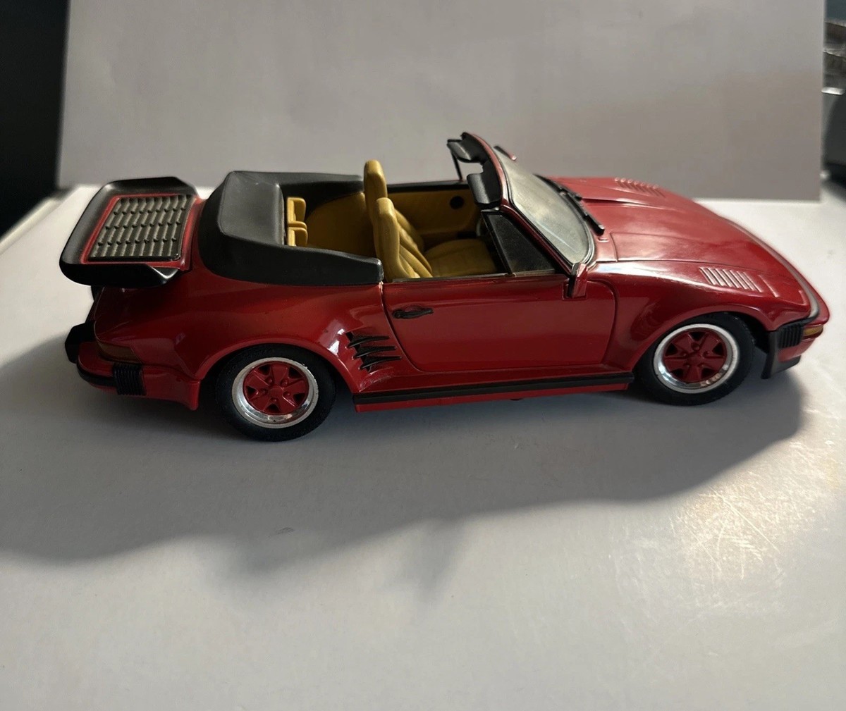 Porsche 930 Cabriolet Turbo Revell Inc 1991 1:18 Red Diecast