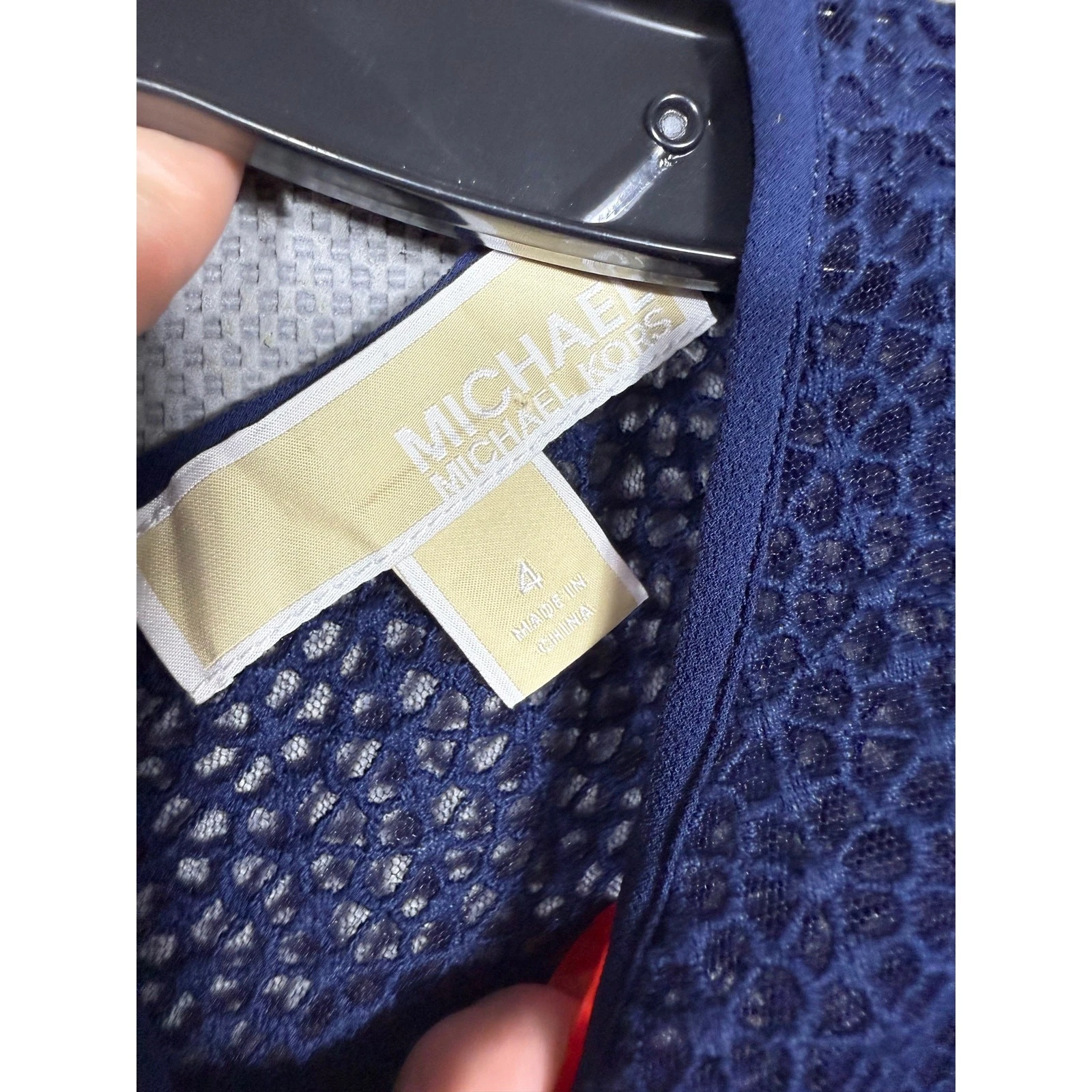 Abito Michael Kors blu navy in pizzo con occhielli aderente e svasato Taglia 4