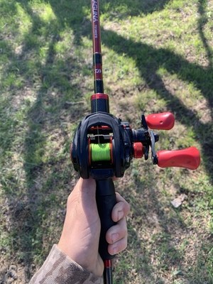 It s Abu Garcia I Paid $400 For It. It Cast Really Good Its In Good Condition￼