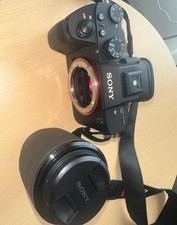 Sony Alpha 7 III Mirrorless Camera 24.3MP with FE 28-70mm Lens Auto Focus Black 3