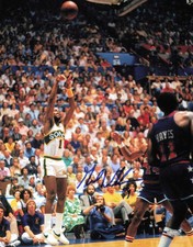 Gus Williams Autographed Signed 11x14 Photo Seattle Supersonics MCS Holo #64130