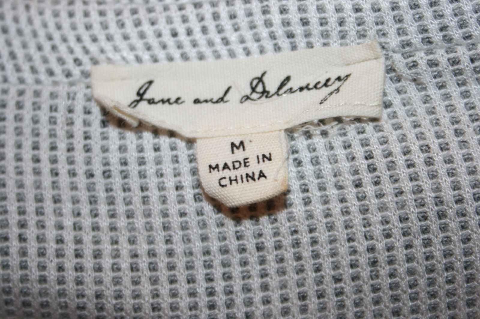 Jane and Delancey Womens Gray Long Sleeve Tab Adjustable Sleeve Thermal Top SZ M