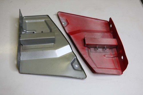 Porsche 911 993 Rear Bumper and Fender Support Right 993.504.116.00 D4 - Picture 5 of 5