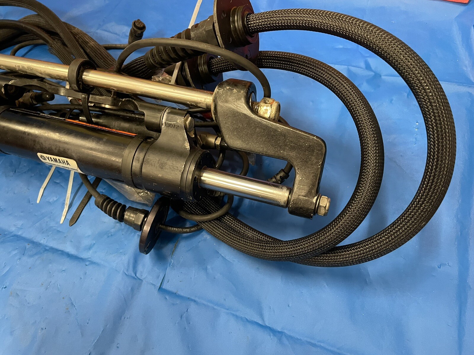 Yamaha Outboard, Steering Cylinder Assembly, Fits Helm Master, P6ES