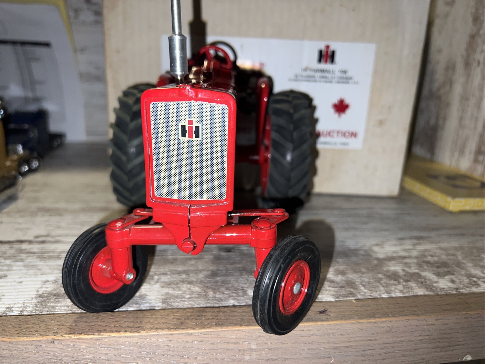 1/16 Scale IH Farmall 706 Tractor Wide Front 1992 Ontario Toy Show Die