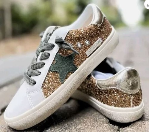 Vintage Havana Flair 9 Gold Multi Glitter Size 8 Womens Sneakers Green and Gold