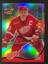 Steve YZERMAN 2000-01 Pacific McDonald's Prism Hockey #15 Detroit Red Wings