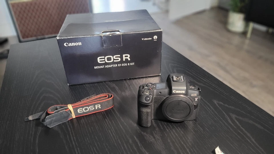 Canon EOS R, photo 3 of 5