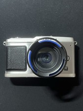 Olympus PEN E-P1 12MP Digital Camera with Olympus 17mm/2.8 Lens GREAT CONDITION