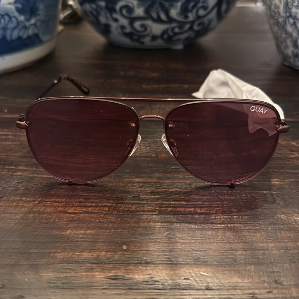 Quay Gold Pink Sunglasses for Women for sale | eBay display picture 1