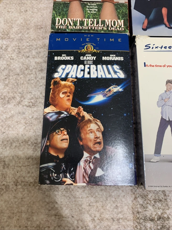 ~ 80s MOVIE NIGHT ~ Vintage 1980s VHS CASSETTE MOVIE LOT ~ Sixteen Candles Foto 2 de 4