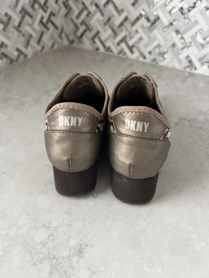 DKNY Donna Karan Brown/Tan Logo Print Wedge Heel Sneakers Size 6.5 - Image 3 of 4