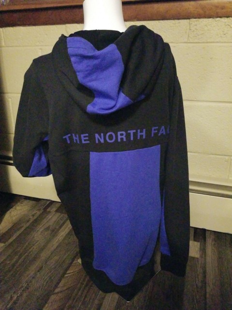 north face hoodie small logo