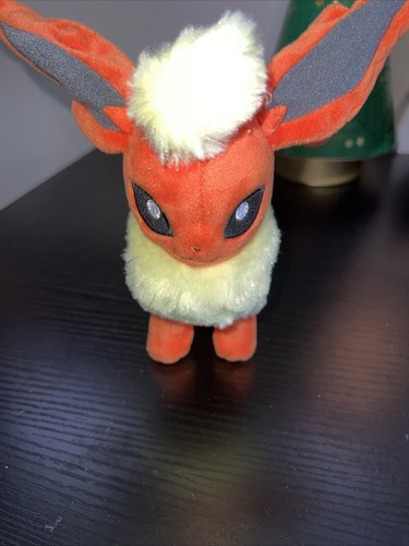 Pokemon Center Original Small Plush Flareon S size doll Toy Japan - Picture 3 of 11