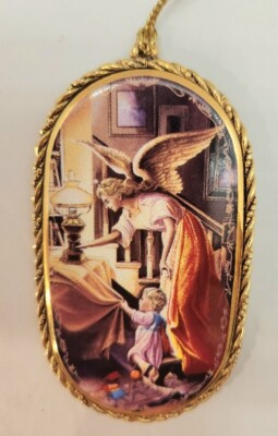 Bradford Divine Comfort 6th Issue in the ''Someone to Watch Over Me'' Christmas O