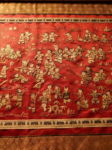 Vintage Bambus gerahmt chinesische Seide Handstickerei 100 Kinder spielen 14x27" - Bild 11 von 11