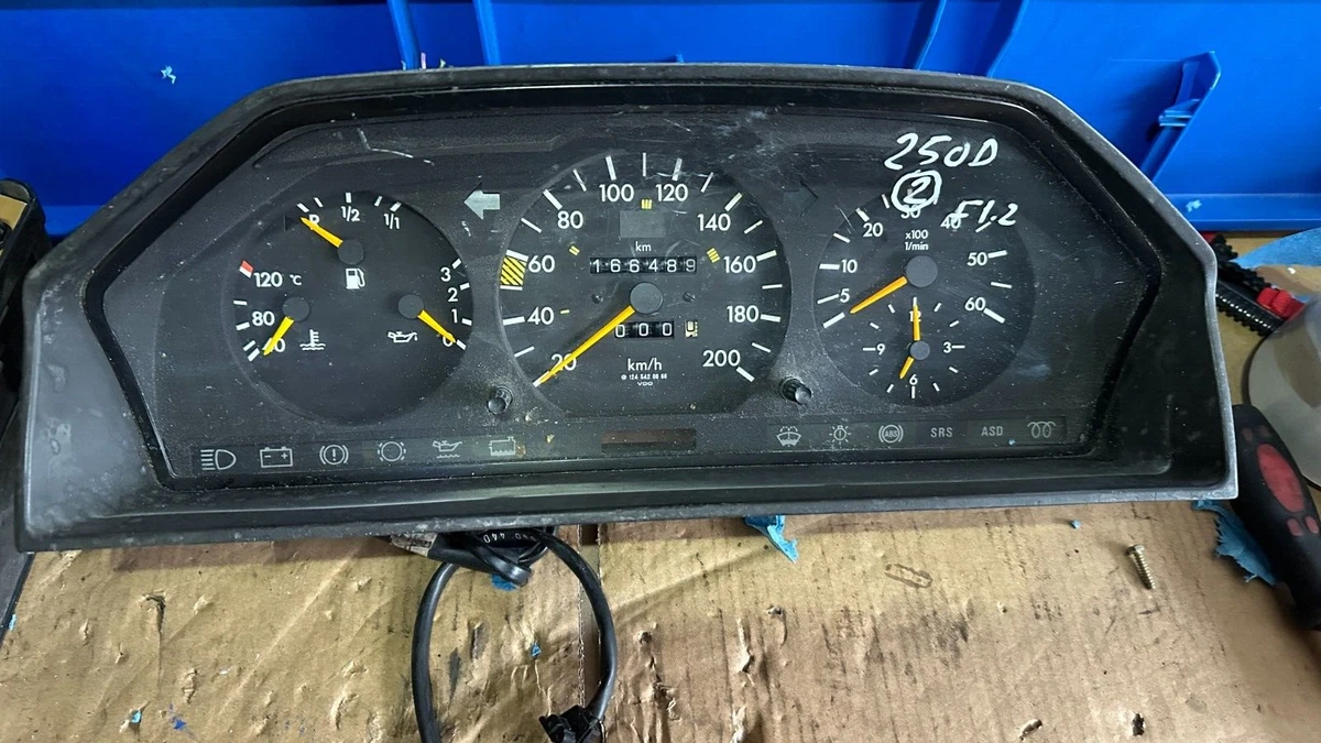 Tacho Tachometer Mercedes Benz 250 D W124 Kombiinstrument | eBay